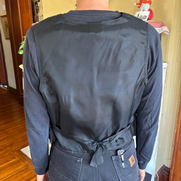 ๐ SOLD ๐ Vintage 90s Black Floral Tapestry Vest 5 Button Bobbie Brooks ~ Size S - Picture 5 of 9